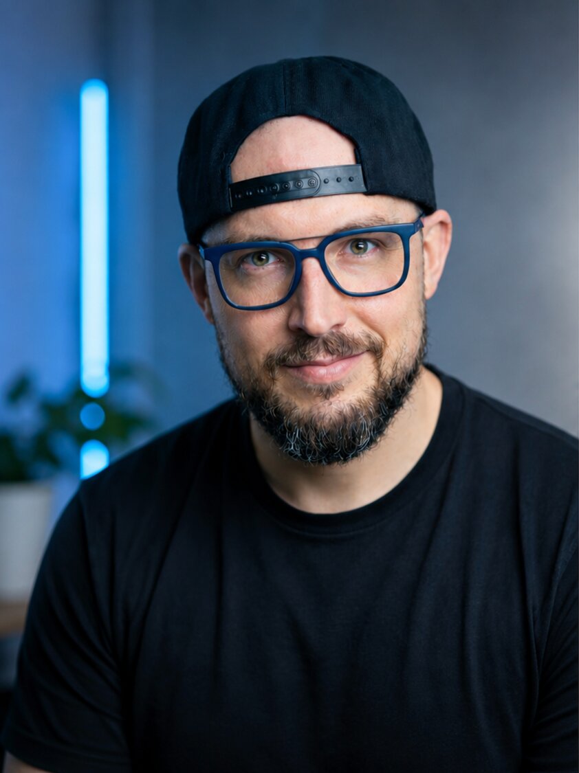 Marcin Struzik, product marketing video producer and motion designer